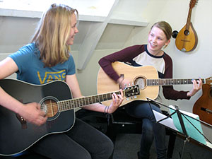 muziekschool hoorn gitaar spelen